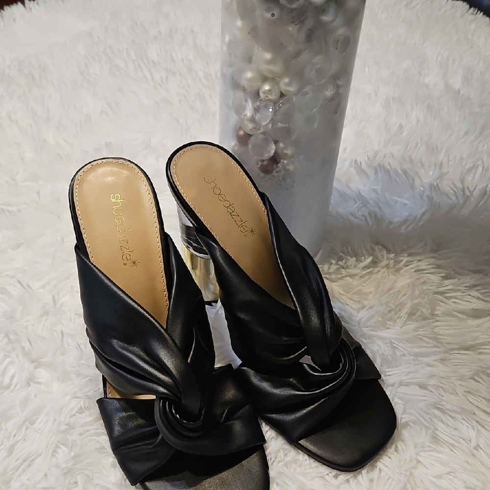 Shoe Dazzle Black Knotted Mules